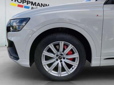 Audi Q8 TFSI E Competition Plus 55 E Quattro — photo 5