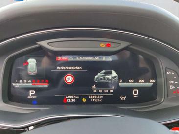 Audi Q8 TFSI E Competition Plus 55 E Quattro — photo 10