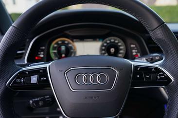 Audi A6 Avant TFSI E 50 E Quattro — photo 23