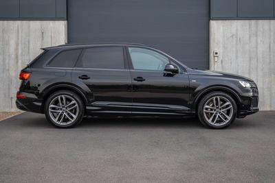 Audi Q7 TFSI E 55 E Quattro