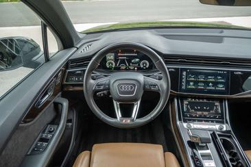 Audi Q7 TFSI E 55 E Quattro — photo 24