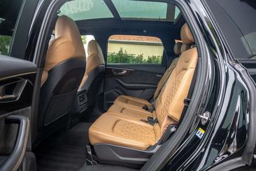 Audi Q7 TFSI E 55 E Quattro — photo 39