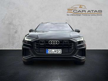Audi Q8 S Line 55 TFSI — photo 2