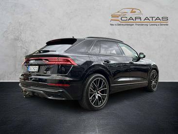 Audi Q8 S Line 55 TFSI — photo 7