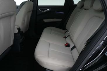 Audi Q4 Advanced Business 45 — photo 19