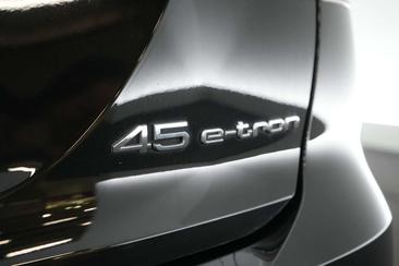 Audi Q4 Advanced Business 45 — photo 31