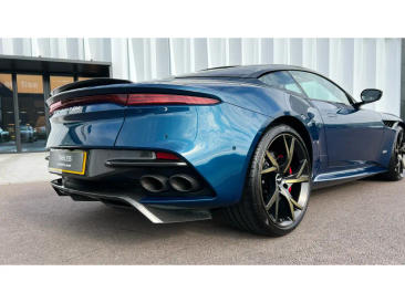 Aston Martin DBS Superleggera V12 — photo 17