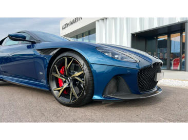Aston Martin DBS Superleggera V12 — photo 18
