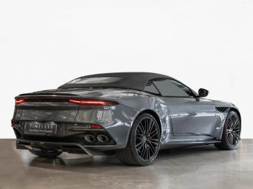 Aston Martin DBS Superleggera V12 — photo 14