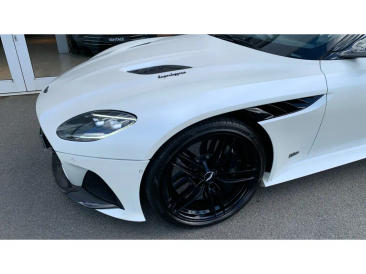 Aston Martin DBS Superleggera V12 — photo 27