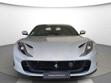 Ferrari 812 Superfast — photo 2