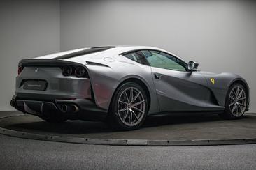 Ferrari 812 Superfast — photo 3