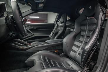 Ferrari 812 Superfast — photo 6