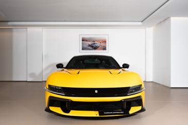 Ferrari 12 Cilindri — photo 2