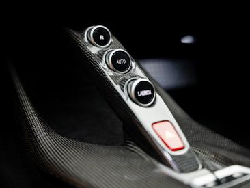 Ferrari 812 Superfast — photo 13
