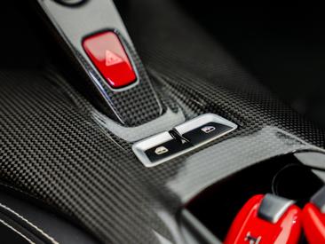 Ferrari 812 Superfast — photo 15