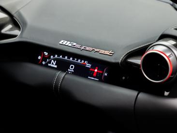 Ferrari 812 Superfast — photo 17