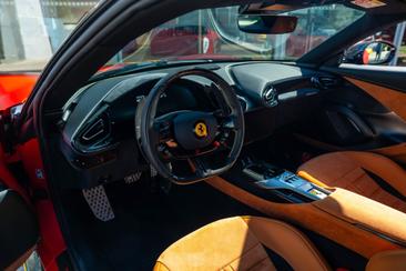 Ferrari 12 Cilindri — photo 5