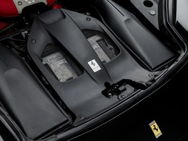 Ferrari 812 Superfast — photo 28