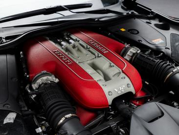 Ferrari 812 Superfast — photo 29