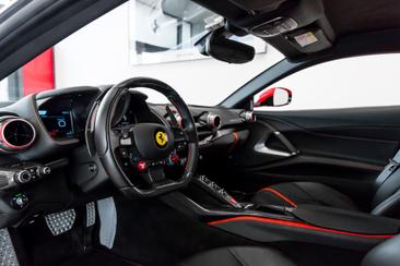 Ferrari 812 Superfast — photo 5