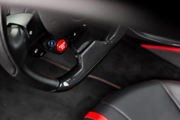 Ferrari 812 Superfast — photo 7
