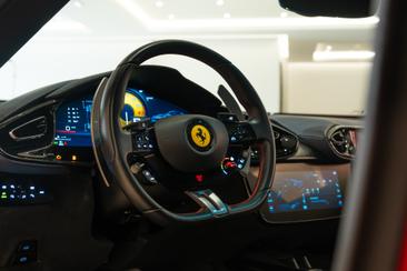 Ferrari 12 Cilindri — photo 5
