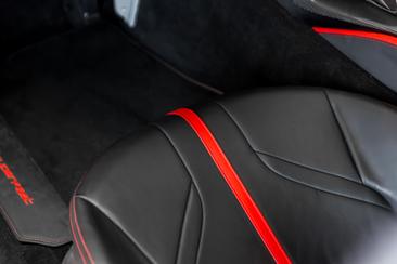 Ferrari 812 Superfast — photo 12