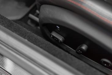 Ferrari 812 Superfast — photo 15