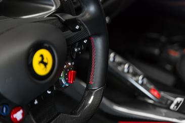 Ferrari 812 Superfast — photo 17