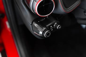 Ferrari 812 Superfast — photo 18