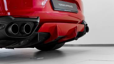 Ferrari 812 Superfast — photo 31