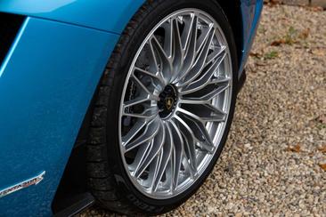 Lamborghini Aventador S Roadster — photo 19