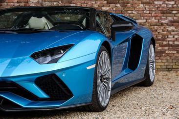 Lamborghini Aventador S Roadster — photo 23