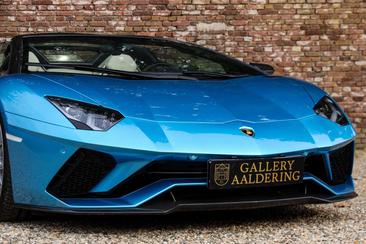 Lamborghini Aventador S Roadster — photo 40