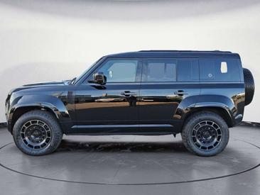 Land Rover Defender 110 P635 — photo 2