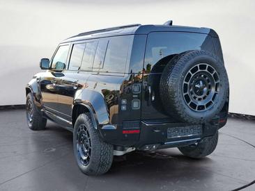 Land Rover Defender 110 P635 — photo 3