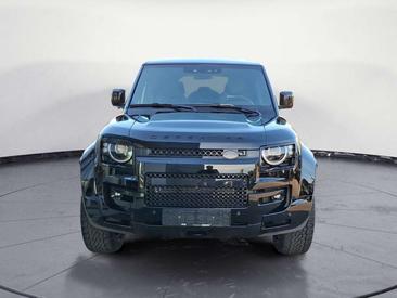 Land Rover Defender 110 P635 — photo 7