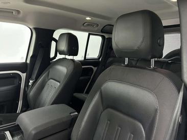 Land Rover Defender 110 D200 — photo 7