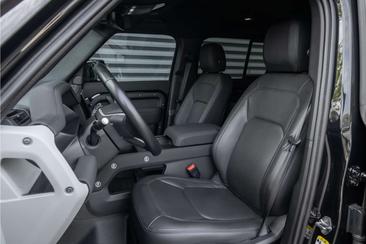 Land Rover Defender 110 D250 — photo 6