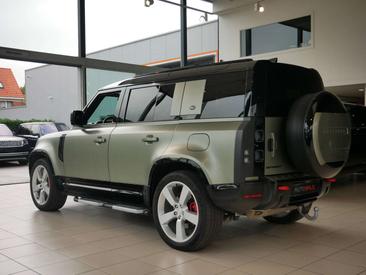 Land Rover Defender 110 P400e — photo 6