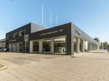 Land Rover Range Rover P550e — photo 20