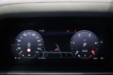 Land Rover Defender D200 — photo 12