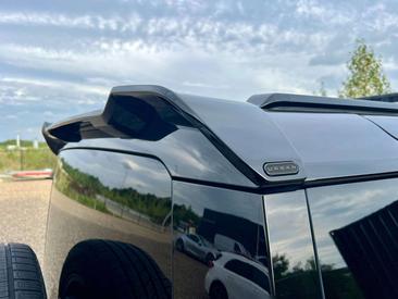 Land Rover Defender 90 V8 P425 — photo 25