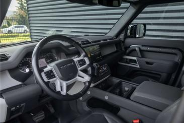 Land Rover Defender 110 D250 — photo 31