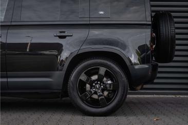 Land Rover Defender 110 D250 — photo 37