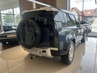 Land Rover Defender D250