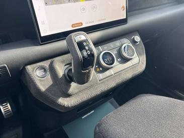 Land Rover Defender 90 V8 P425 — photo 42