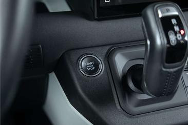 Land Rover Defender 110 D250 — photo 50