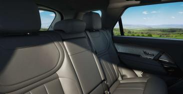 Land Rover Range Rover Sport P460e — photo 9